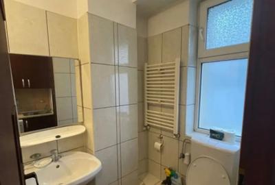 Garsonieră decomandată în Eminescu