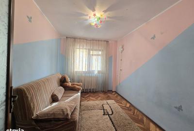 Apartament cu 3 camere decomandat în Dunărea - 6