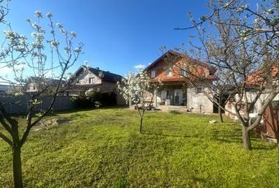 Casă cu 4 camere în Orțișoara - 4