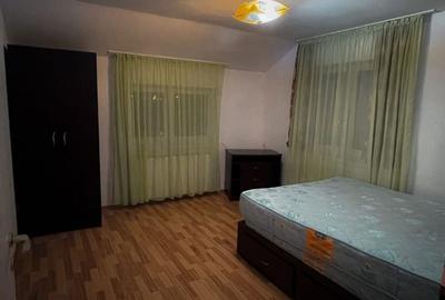 Casă cu 3 camere în Cetate - 1