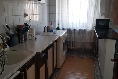 Garsonieră decomandată, mobilată în Nerva Traian - 11