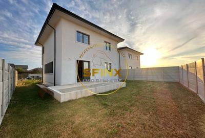 Casă individuală cu 4 camere cu Canalizare în Central - 2