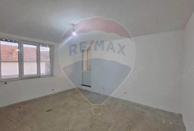Casă cu Teren 800 Mp în Gălățeni - 7