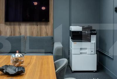 Spațiu comercial, de 130 mp, în P-ța Victoriei - 1