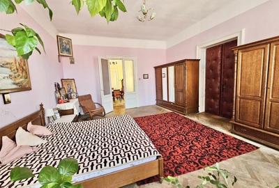 Apartament Rar cu 6 Camere / Curte Privata | Centrul Istoric/ COMISION 0 - 8