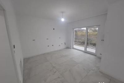 Casă cu 5 camere cu Teren 40 Mp în Gai - 12