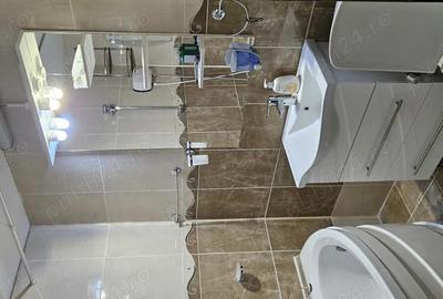 Ap 4 cam modificat in 3, Bl Basarabia, Stadionul Grand Arena, etaj 7 8 bloc 1982 - 6