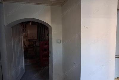 Casa RENOVATA partial 8 cam 6 ari 550mp garaj Ana Ipatescu. - 5