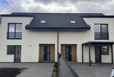 Casă cu 4 camere cu Teren 440 Mp în Șura Mică - 4