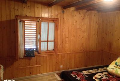 Casă cu 4 camere cu Teren 1620 Mp în Predeluț - 9