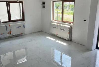 Casă cu 4 camere cu Teren 600 Mp în Rădăuți - 13