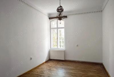 Spațiu comercial, de 200 mp, în Ultracentral - 11