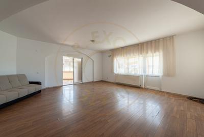 Casa cu 9 camere, pretabila business - Stefanesti, Drumul Morii! - 4