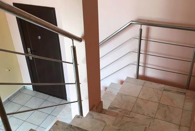 Casă cu 6 camere cu Teren 422 Mp în Giurgiului - 8