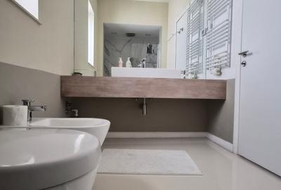 Apartament cu 2 camere decomandat în Central - 16