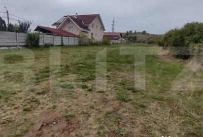 Teren de 3741 mp, în Micești