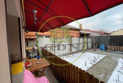 Casă individuală cu 6 camere cu Canalizare în Central - 4