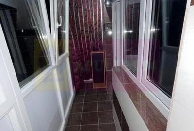 Garsonieră decomandată, mobilată în Alexandru Obregia - 9