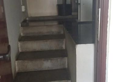 Inchiriez spa?iu - 1