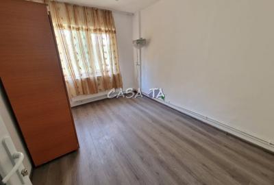 Inchiriere apartament 3 camere , situata in Targu Jiu,  Str. 23 August - 4