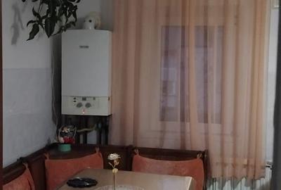 Apartament cu 3 camere semidecomandat în Soarelui - 4