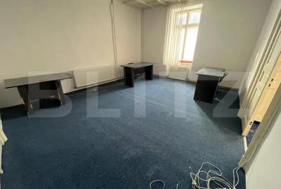 Spațiu comercial, de 70 mp, în Cetate - 1