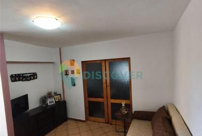 Centru, apartament 1 camera, cu 2 terase tip penthouse!!!!! - 1