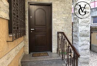 Apartament cu 4 camere decomandat, mobilat în Casa de Cultură - 3