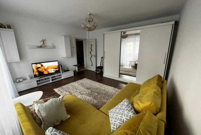 Apartament cu 3 camere decomandat, mobilat în Timpuri Noi