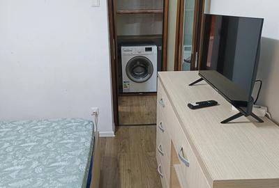 Apartament cu 3 camere decomandat în Micro 16 - 4