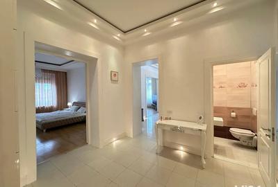 Vand apartament deosebit de 130 mp in centrul ora?ului,merita vazut! - 1