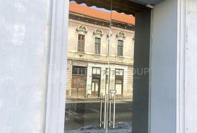 Spatiu comercial Centrul Istoric 24 mp, vitrina stradala - 3