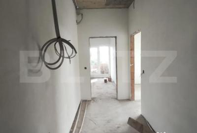 Casă cu 7 camere cu Teren 980 Mp în Sânmartin - 9