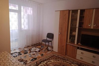 Garsonieră decomandată, mobilată în Mărăști