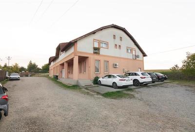 RECO Apartament cu 3 Camere  , Paleu - 1