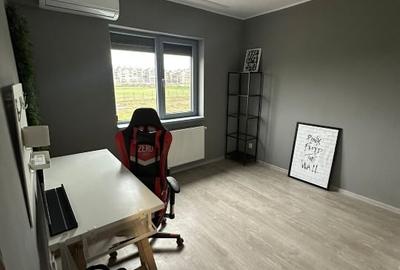 Inchiriez casa tip Duplex 4 camere/90mp+curte 40mp/3 locuri de parcare/sector6 - 7