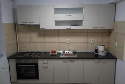 Apartament 4 camere, decomandat - zona Tohanu Nou - 1