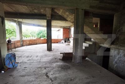 Casă cu 5 camere cu Teren 1900 Mp în Dâmbovița - 3