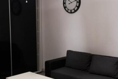 Gaesoniera moderna- Langa Coresi Mall- str 13 Decembrie - 1