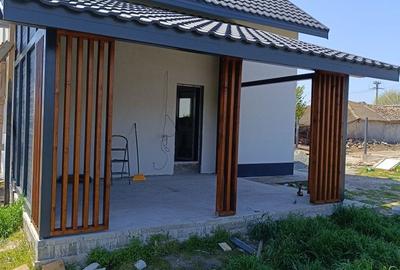 Casă cu 3 camere în Corbu - 6