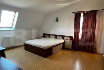 Apartament cu 3 camere semidecomandat în Central - 6