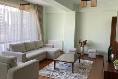 Apartament cu 2 camere semidecomandat în 13 Septembrie