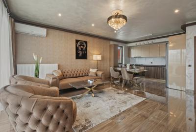 Apartament cu 4 camere decomandat, mobilat în Tractorul - 14