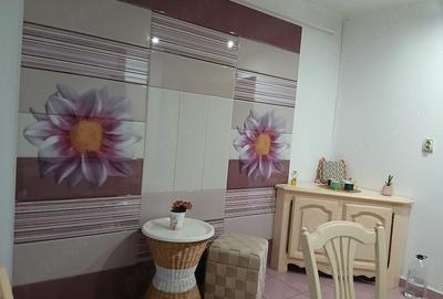 Apartament cu 4 camere decomandat în Găești - 9