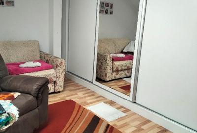 Apartament cu 3 camere decomandat în Central - 3