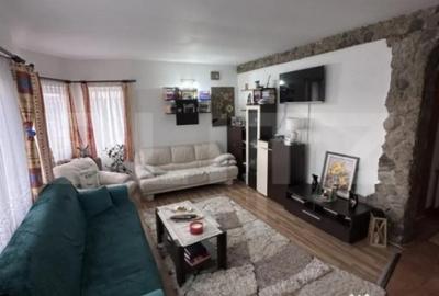 Casă cu 5 camere cu Teren 160 Mp în Dej - 1