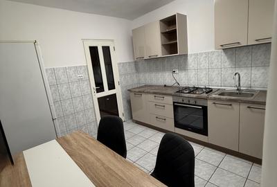 Apartament cu 3 camere decomandat în Dacia - 3