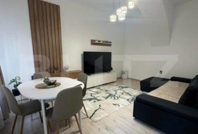 Apartament cu 2 camere decomandat în Central - 2