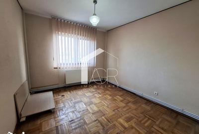 Apartament cu 4 camere semidecomandat în Nord - 12