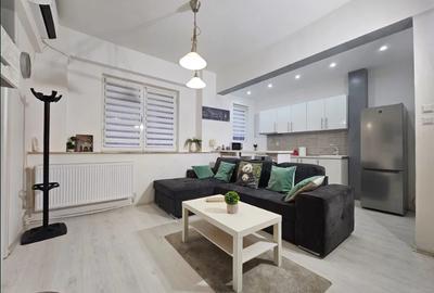 Apartament cu 2 camere semidecomandat, mobilat în P-ța Romană - 1